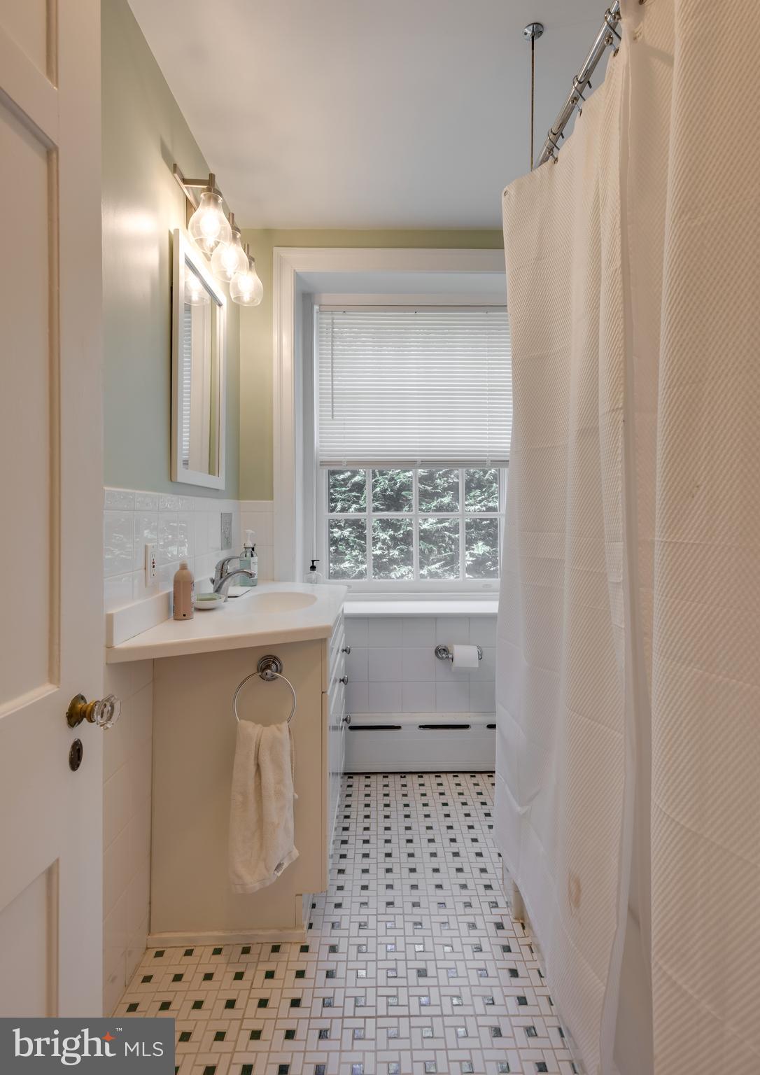 BRYN MAWR - Residential