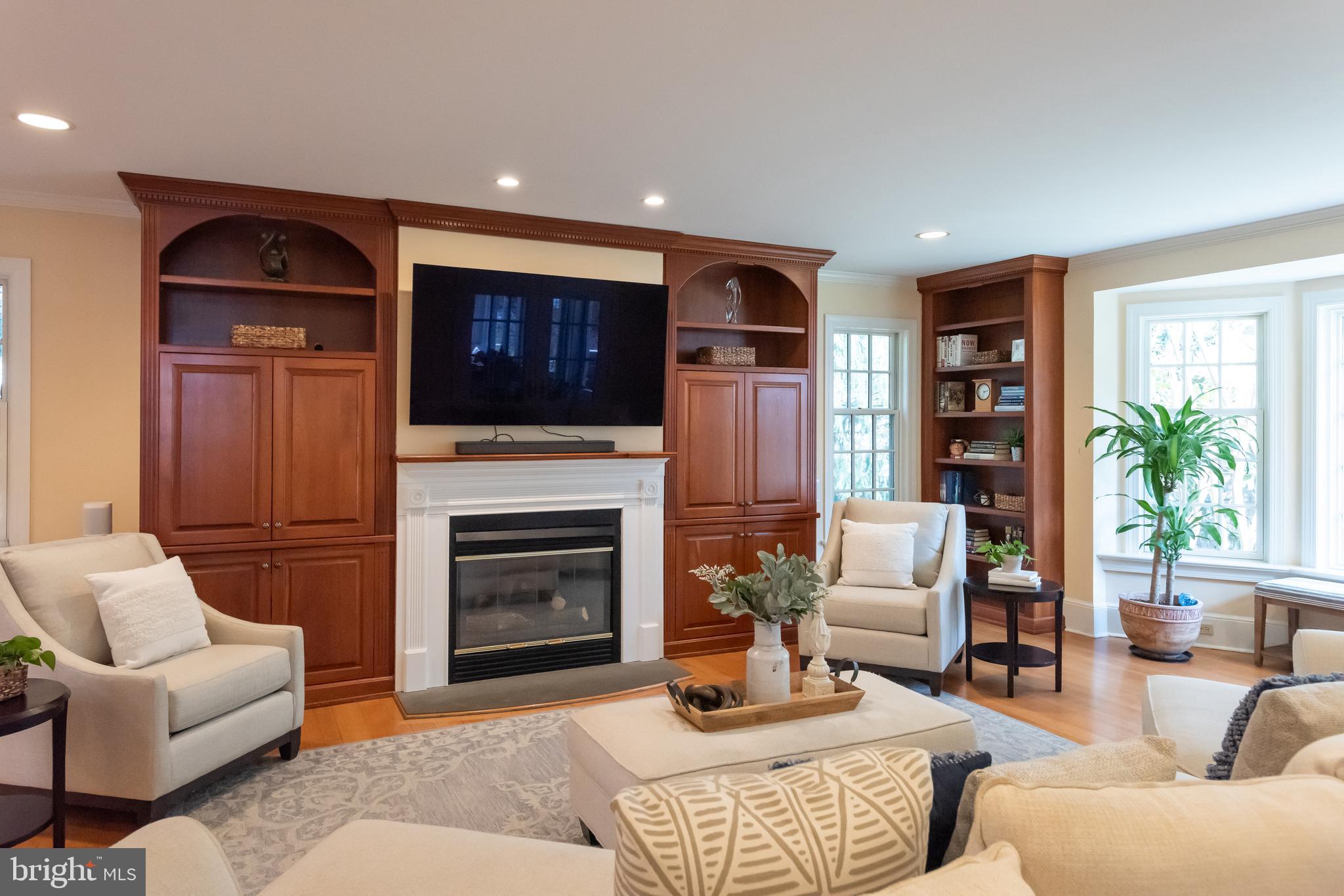 BRYN MAWR - Residential