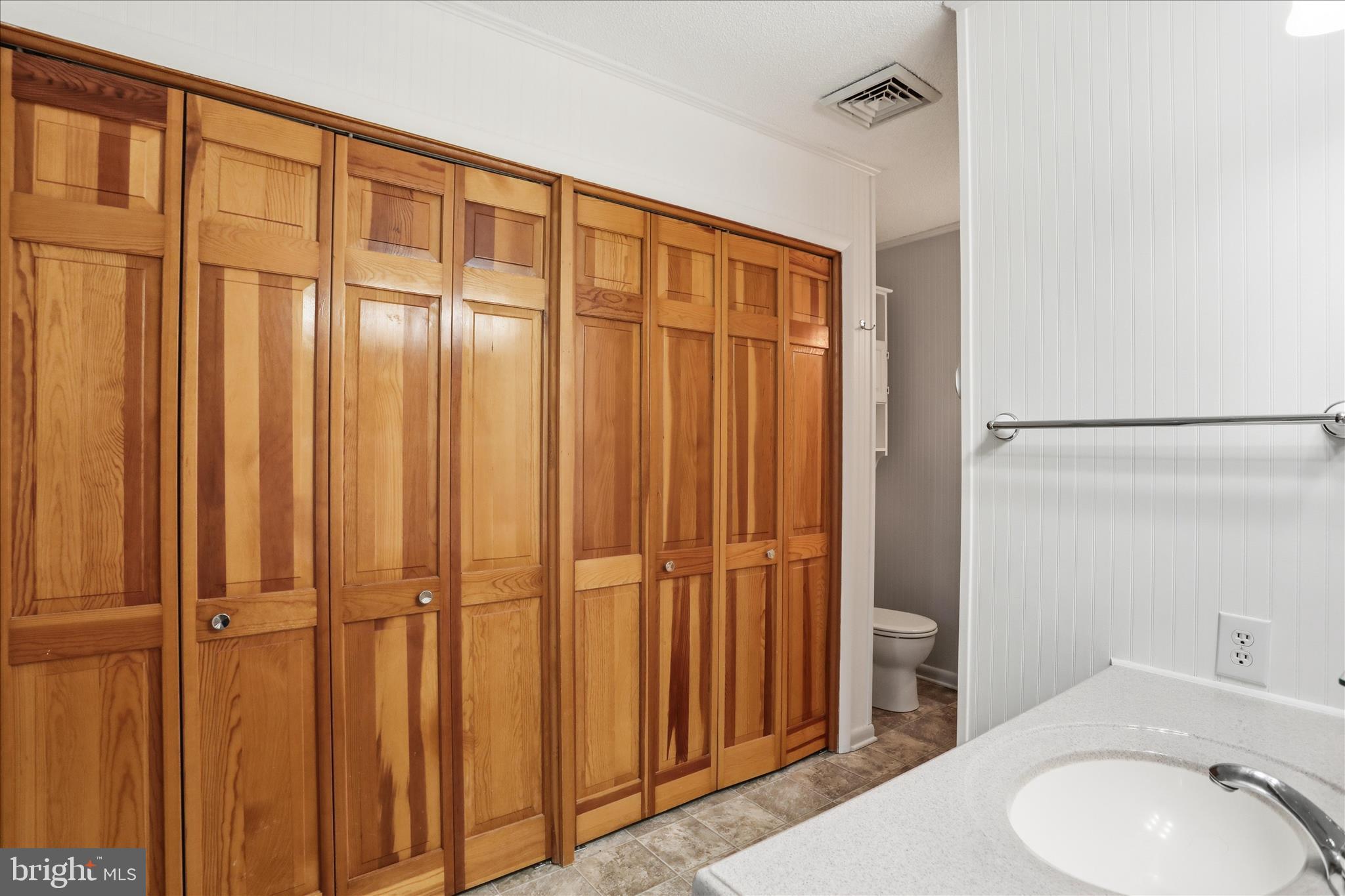 STONELEIGH - Residential