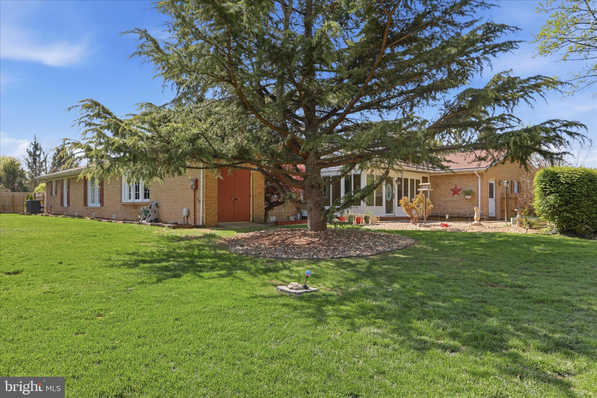 STONELEIGH - Residential