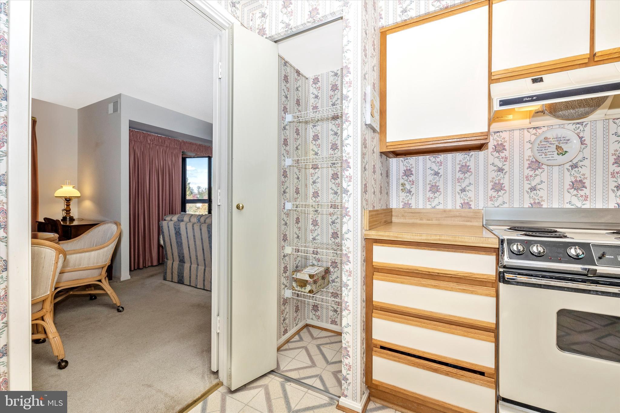 FAIRWAYS SOUTH - Residential