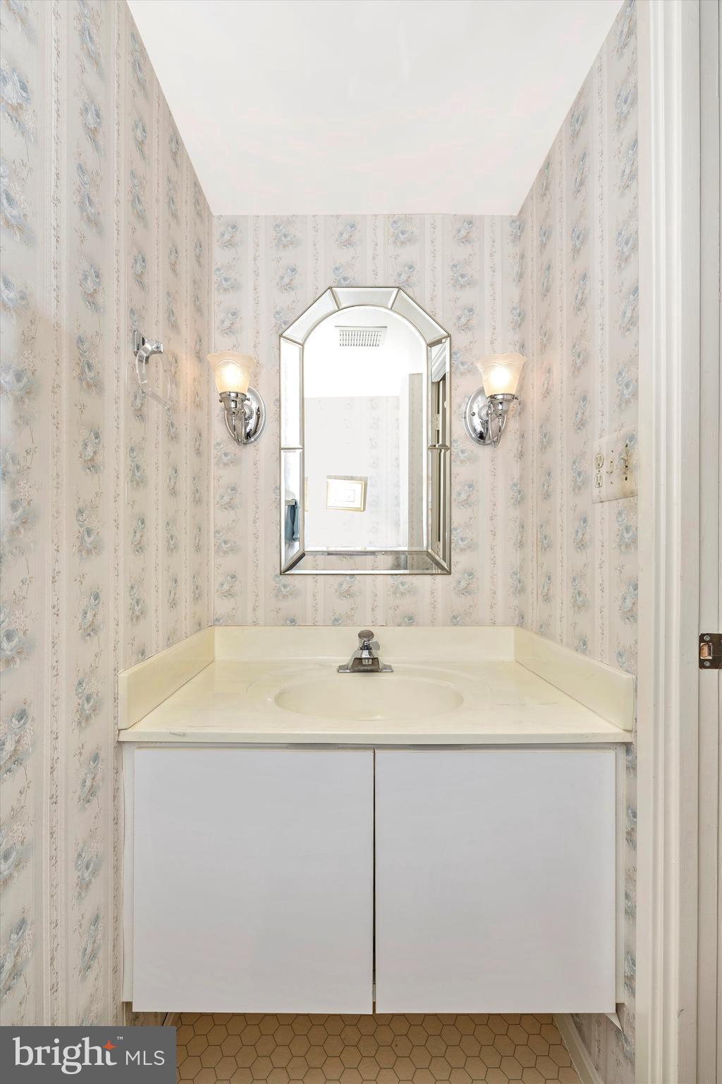 FAIRWAYS SOUTH - Residential