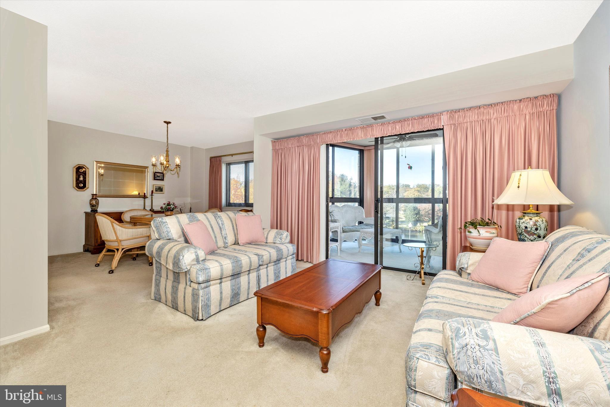 FAIRWAYS SOUTH - Residential