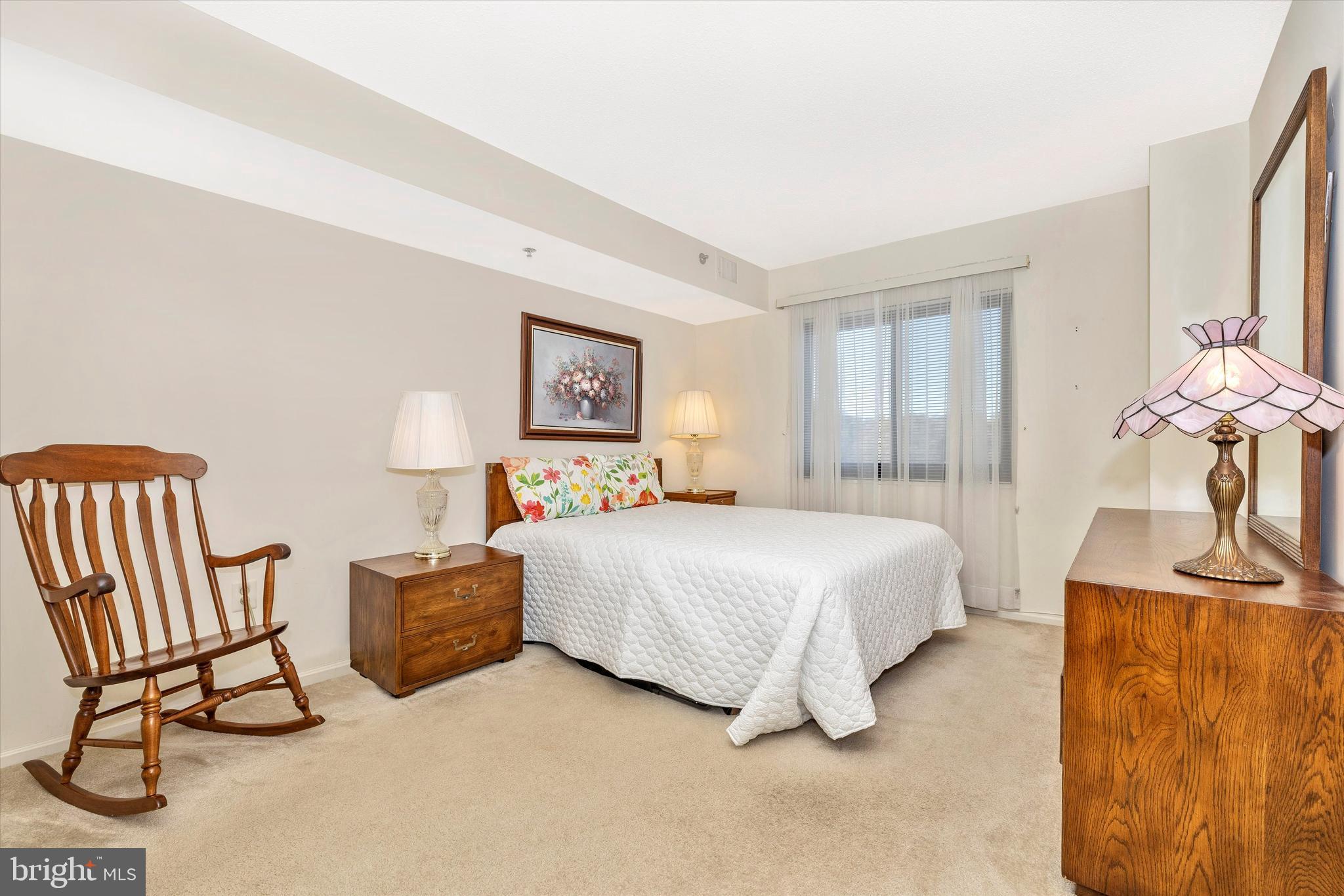 FAIRWAYS SOUTH - Residential