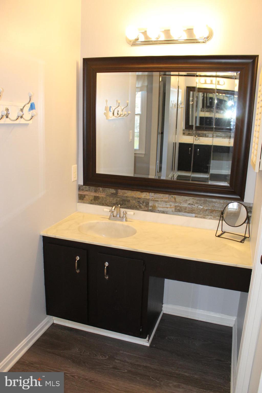 WESTLEIGH - Residential