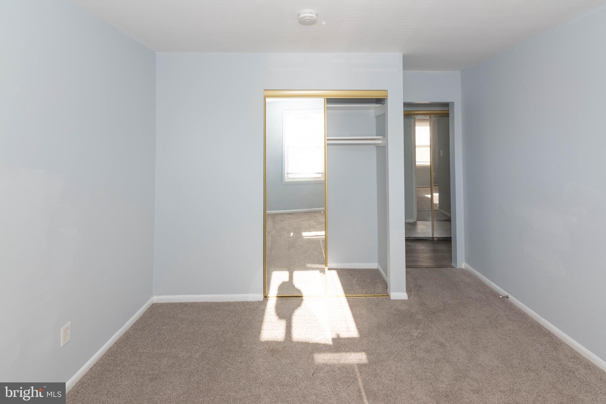 ROSEMONT EAST - Residential