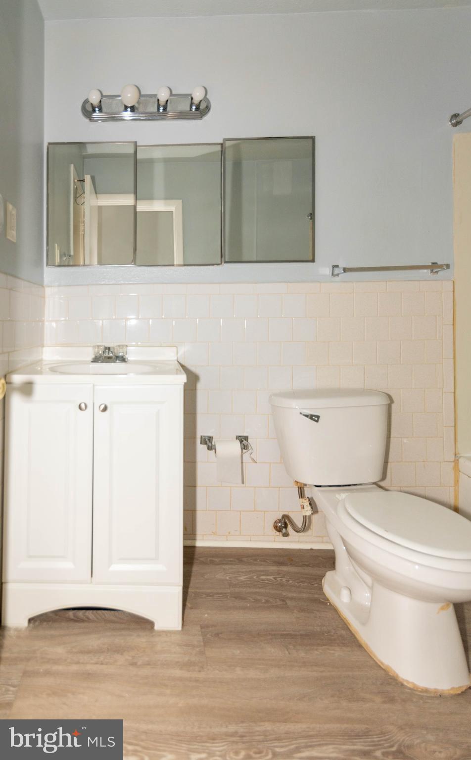 ROSEMONT EAST - Residential