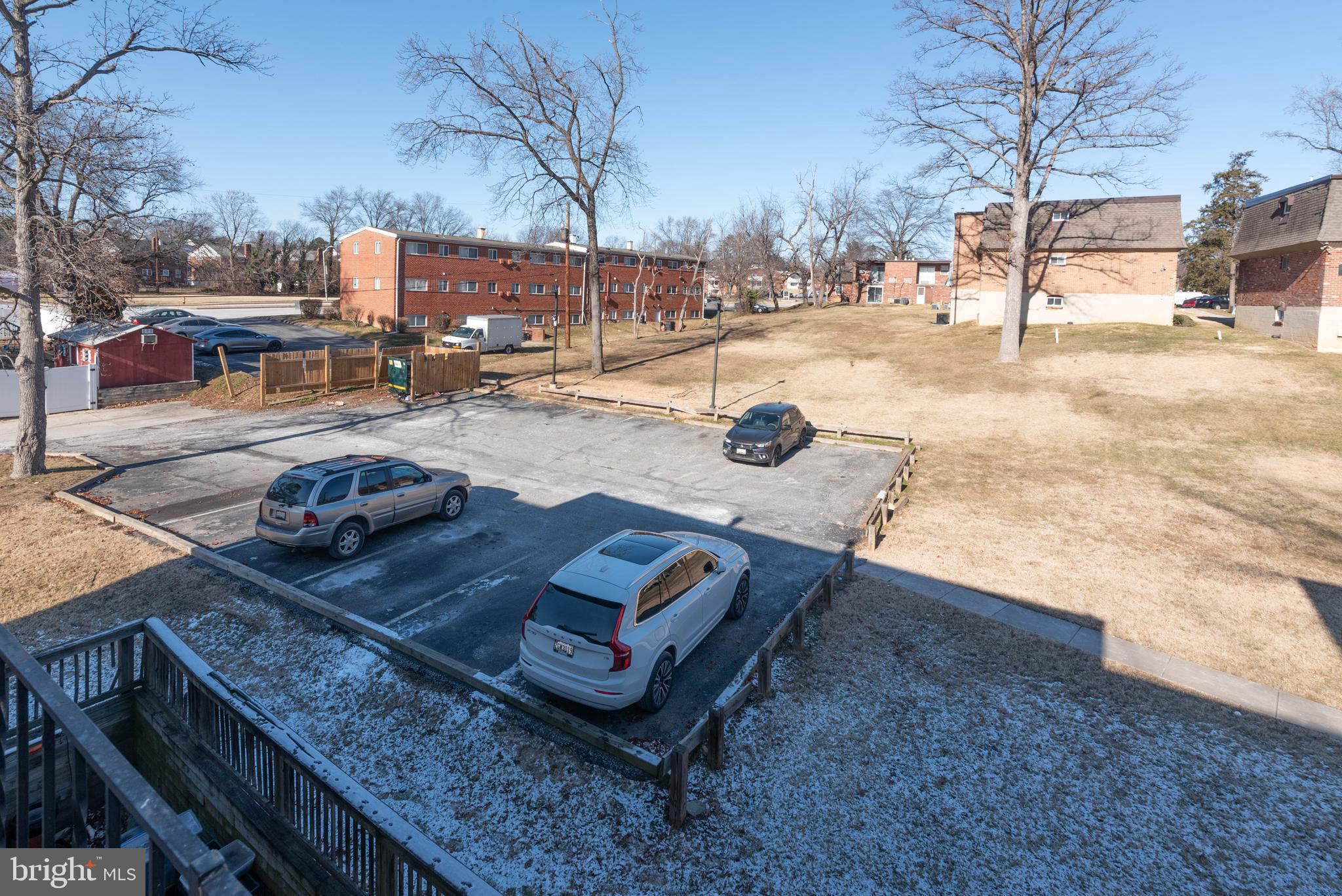 ROSEMONT EAST - Residential