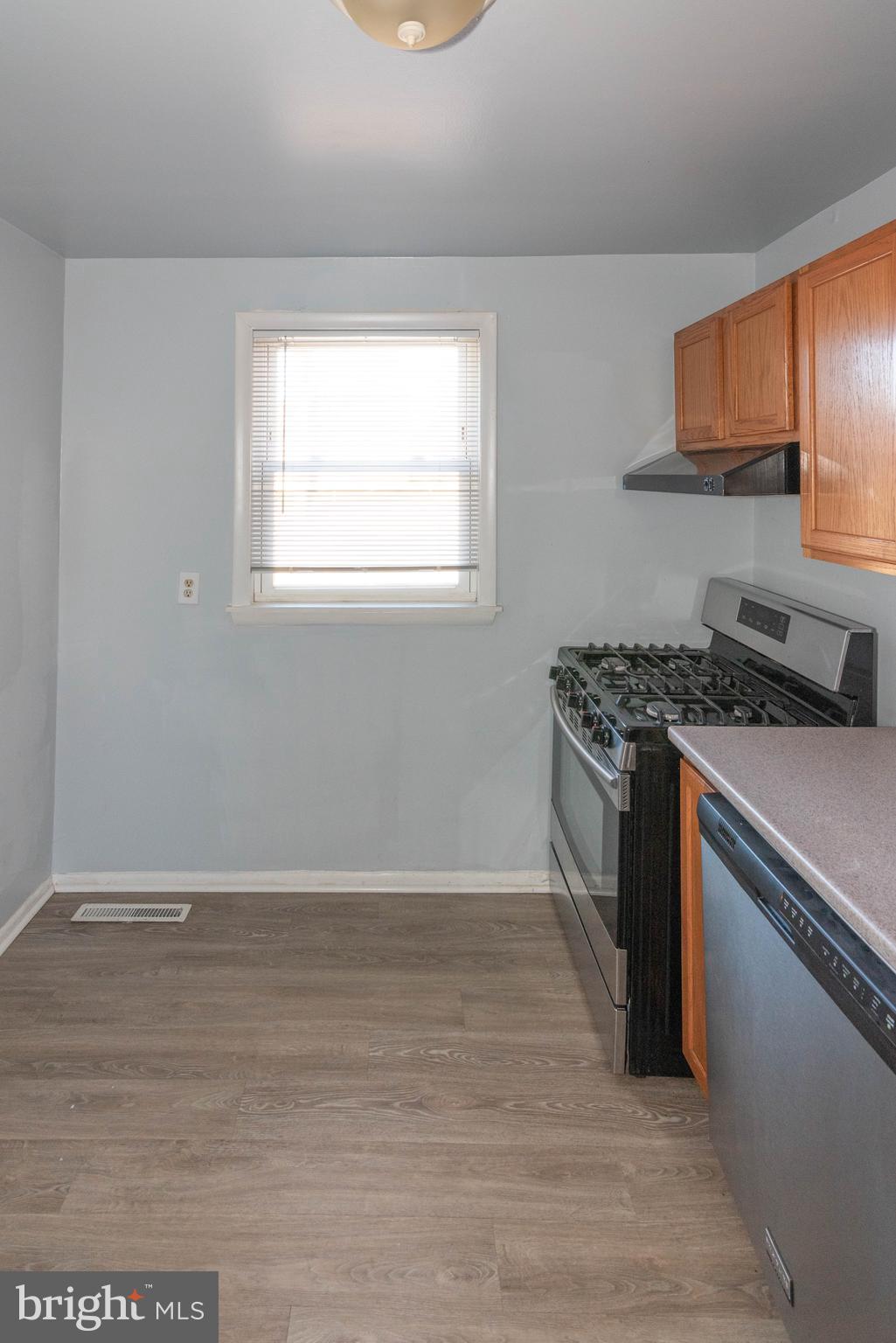 ROSEMONT EAST - Residential