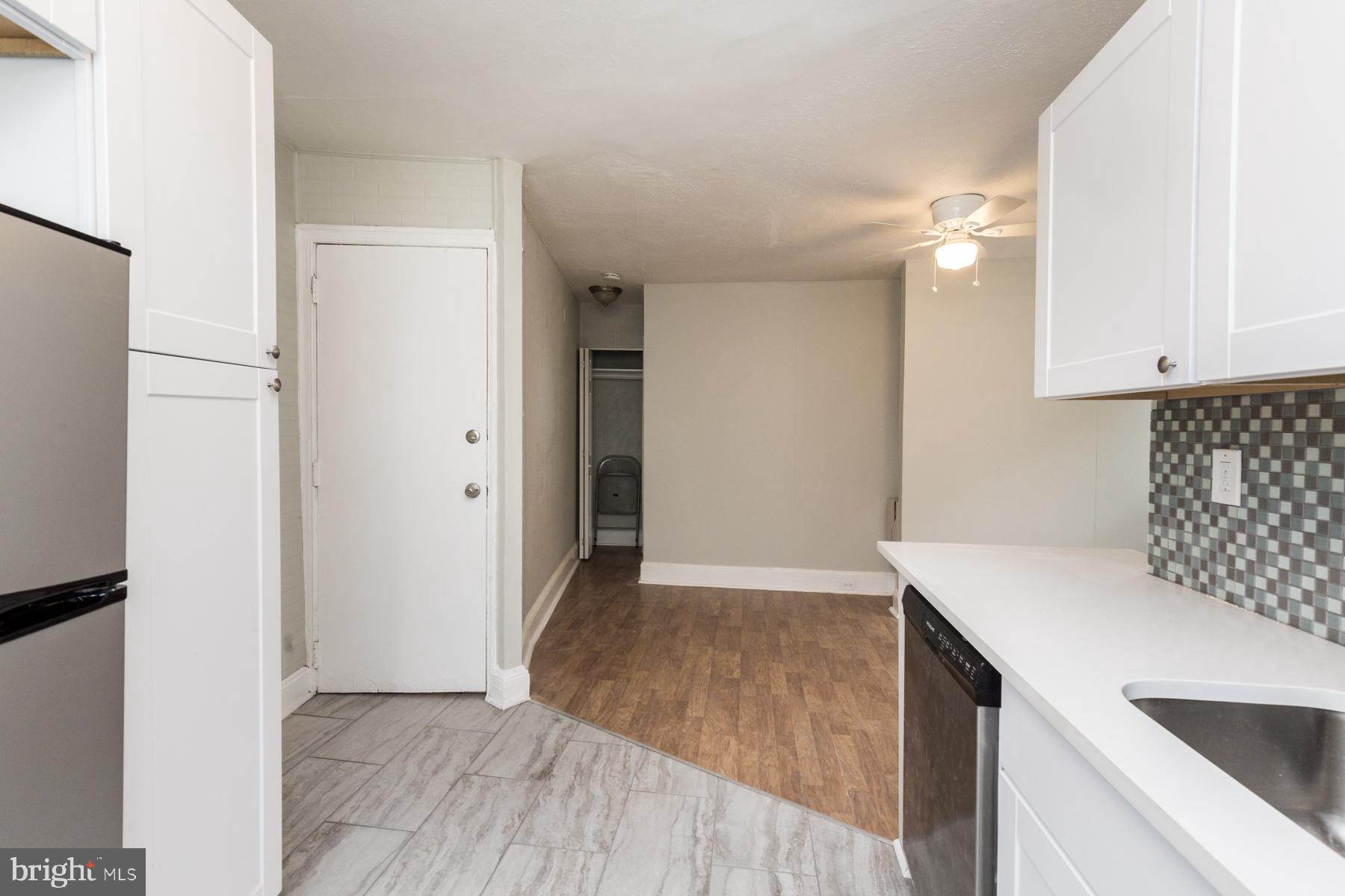 EAST FALLS - Residential Lease