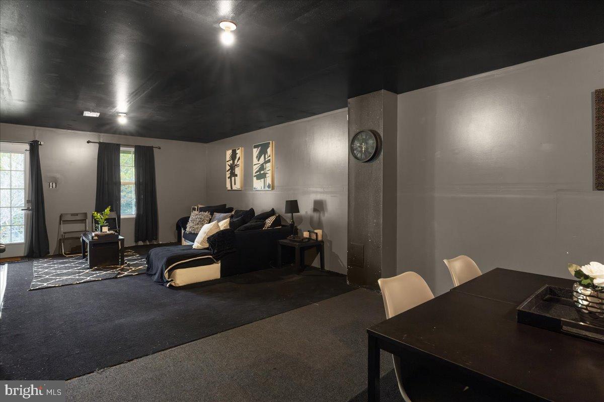 POTOMAC STATION - Residential