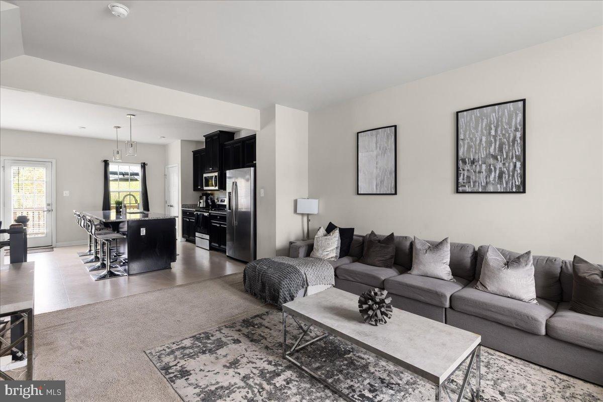 POTOMAC STATION - Residential