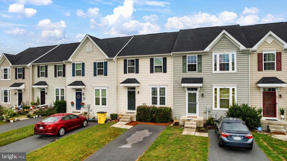 POTOMAC STATION - Residential