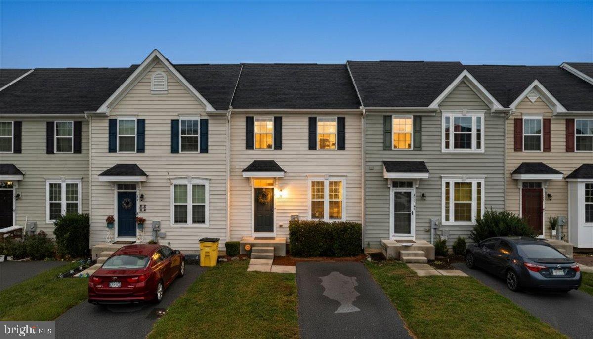 POTOMAC STATION - Residential