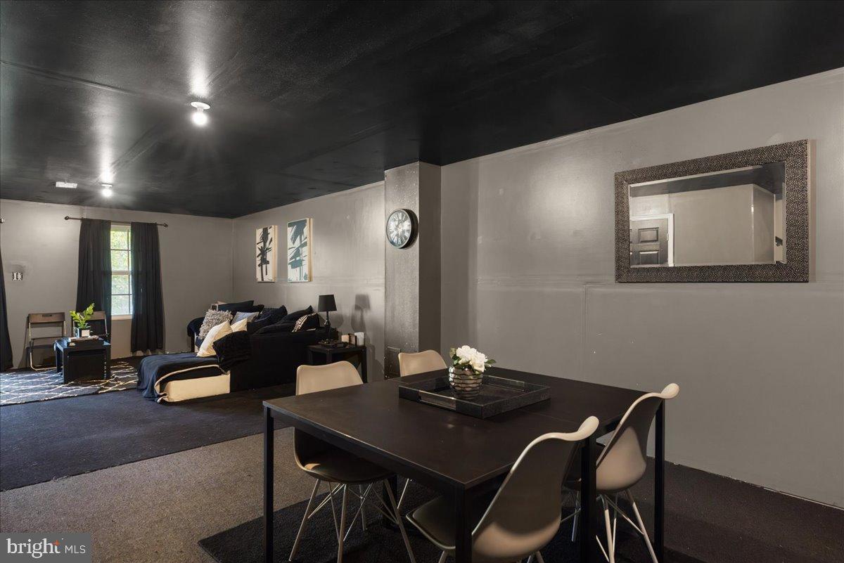 POTOMAC STATION - Residential