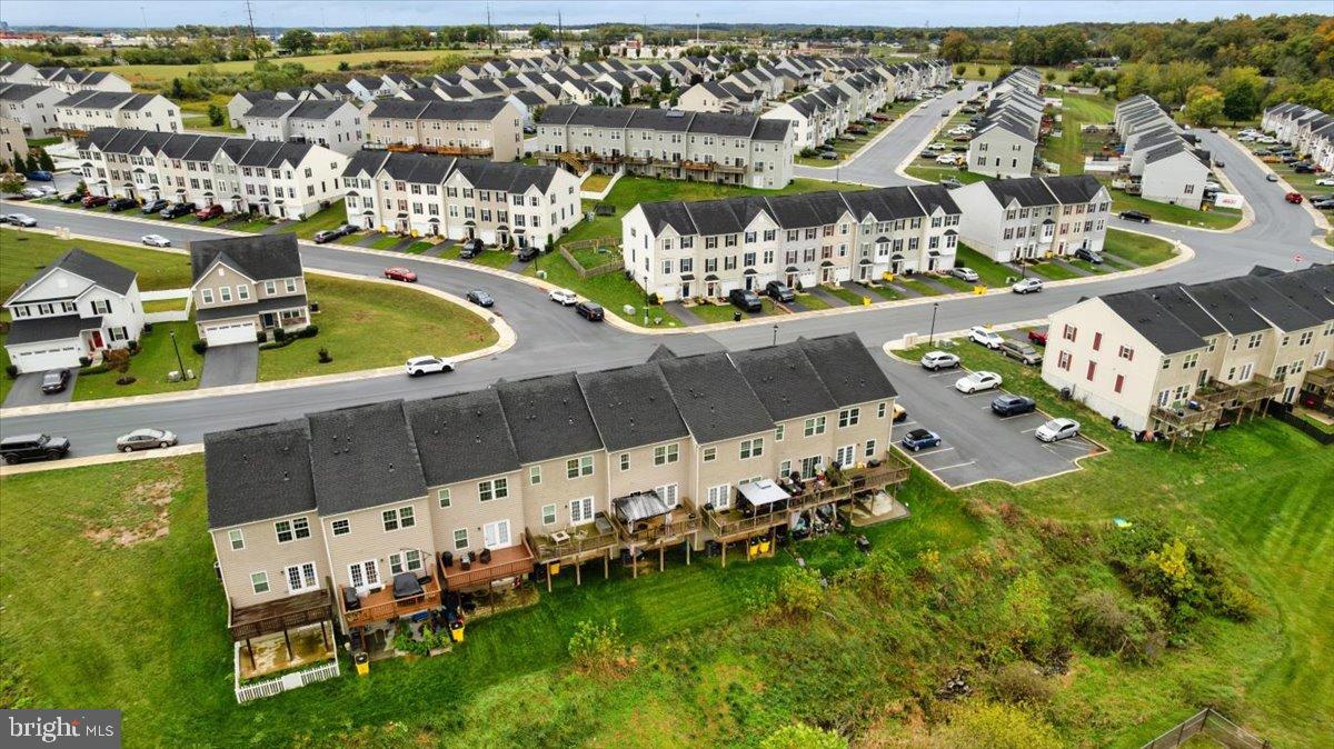 POTOMAC STATION - Residential