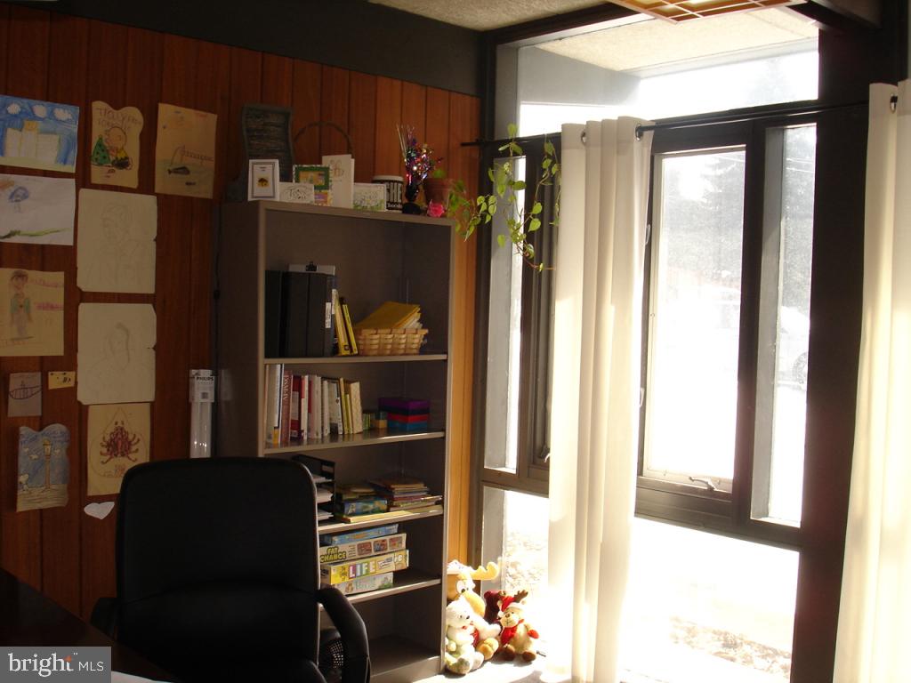 HARRISBURG - Commercial Sale