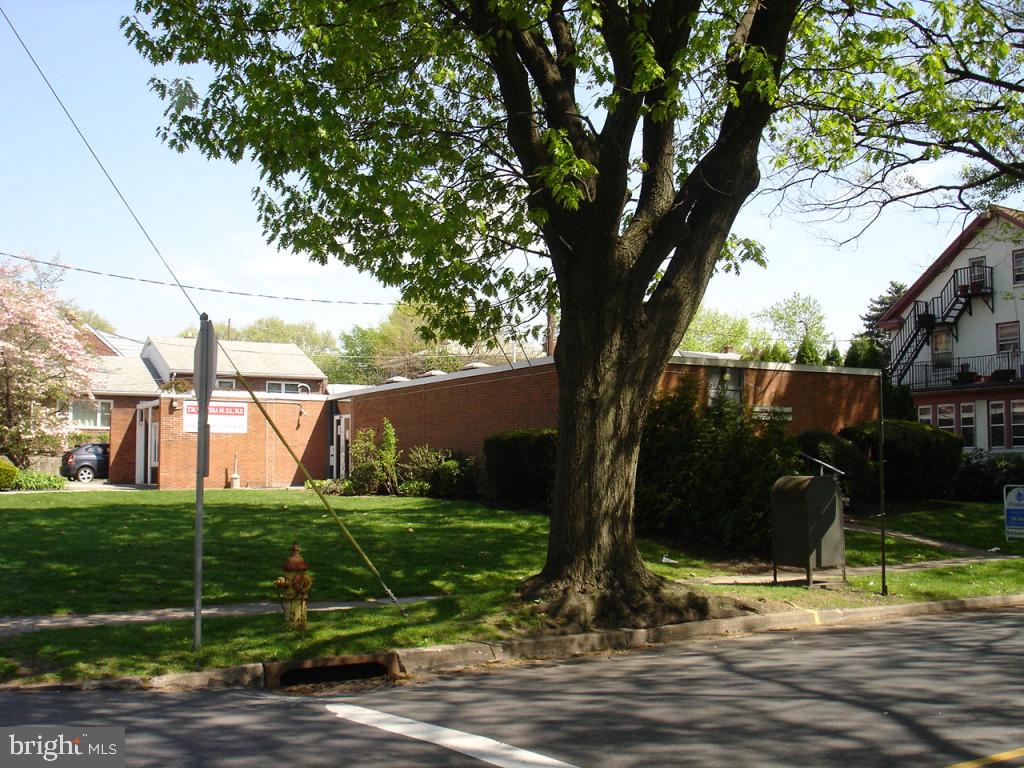 HARRISBURG - Commercial Sale