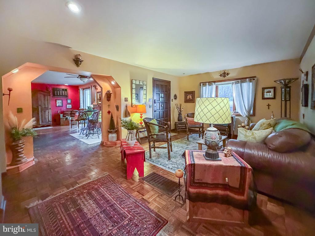 TREVOSE HGTS - Residential