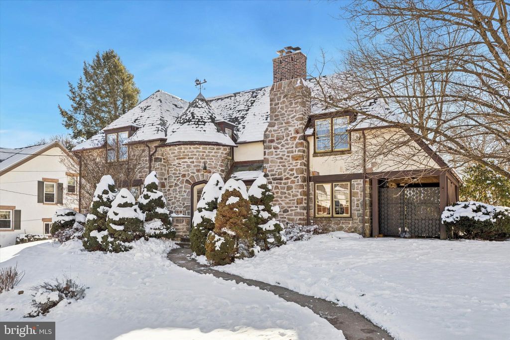 Photo of 40 W 2nd Street, BOYERTOWN, PA 19512 (MLS # PABK2067408)