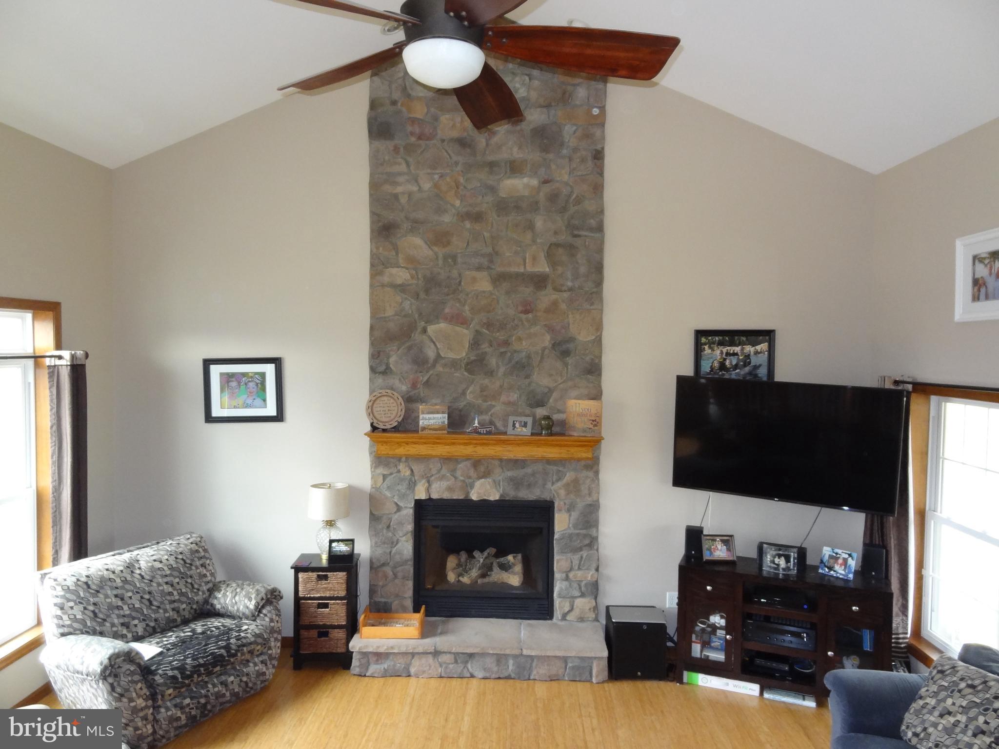 ROLLING VIEW ESTATES - Residential