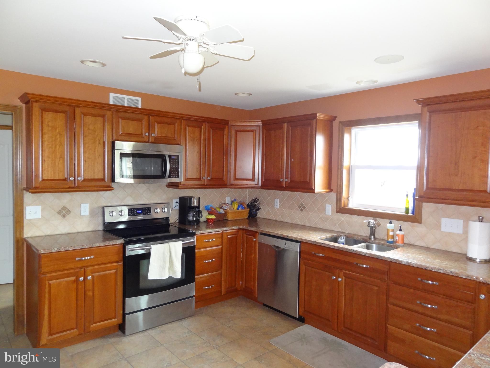 ROLLING VIEW ESTATES - Residential