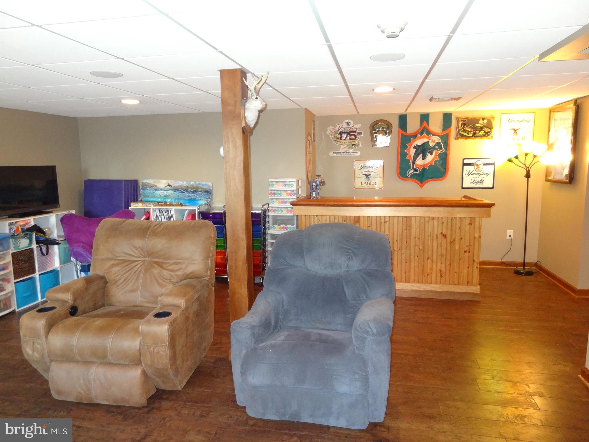 ROLLING VIEW ESTATES - Residential