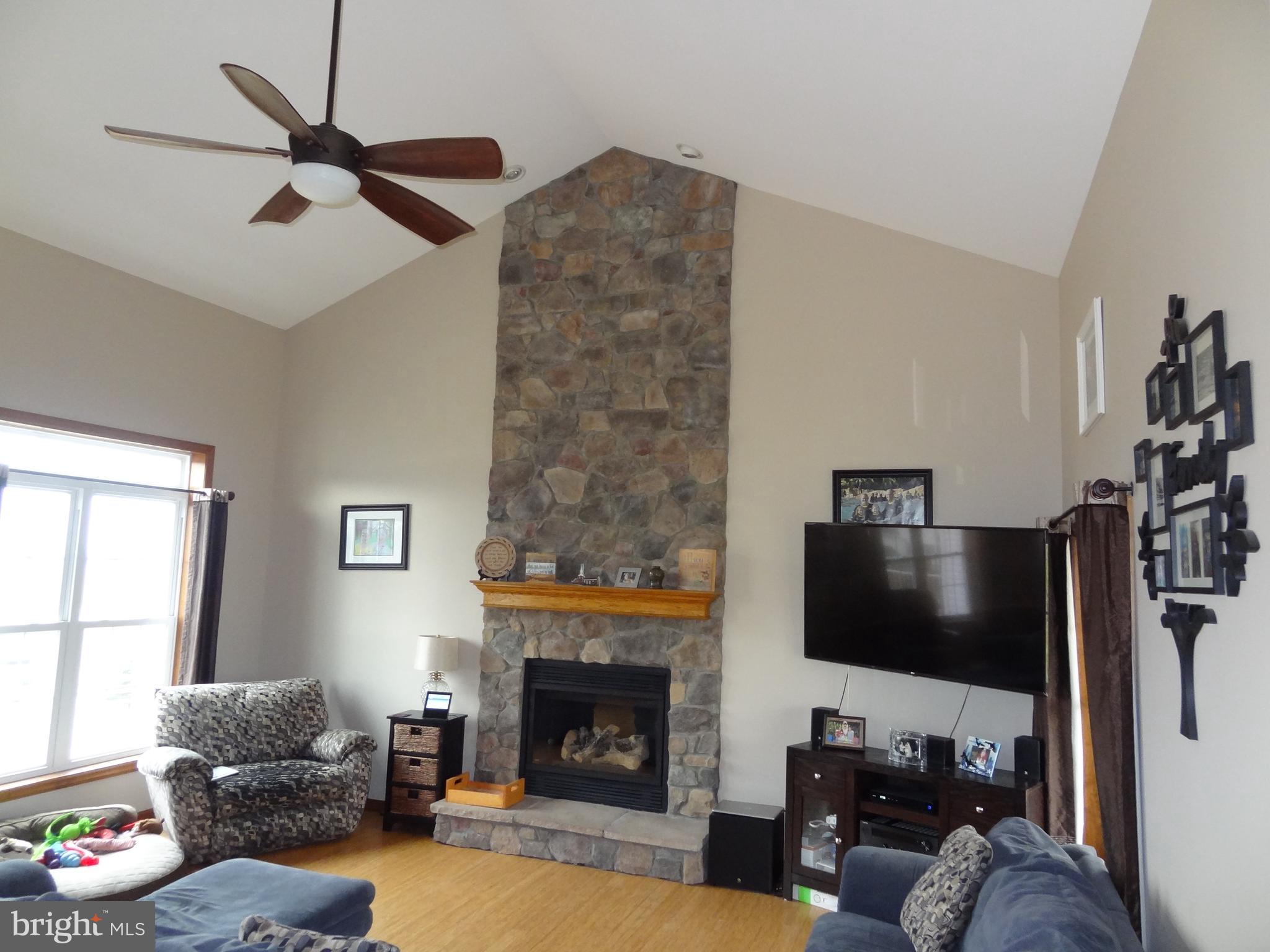 ROLLING VIEW ESTATES - Residential