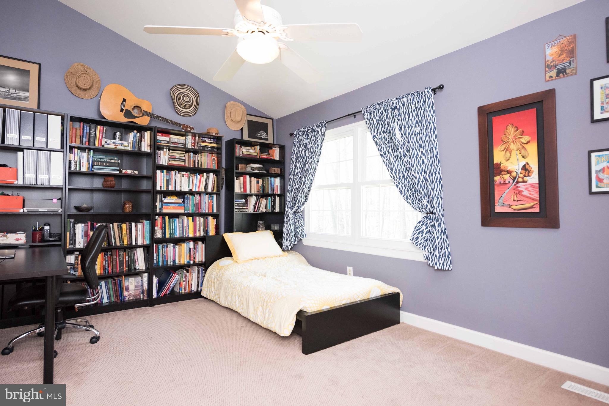 CARDINAL GLEN - Residential