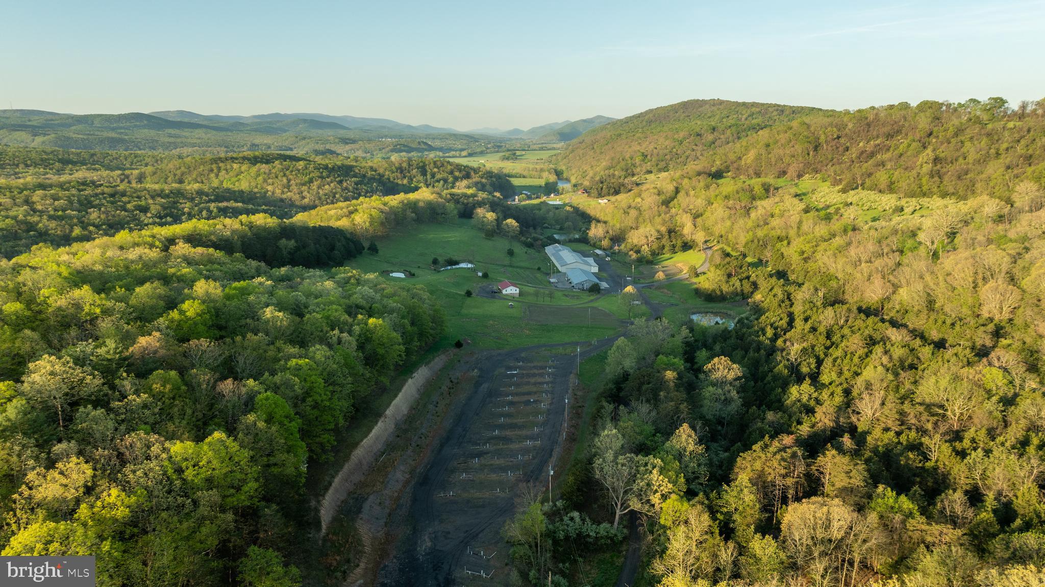 CRYSTAL VALLEY RANCHETTES - Residential
