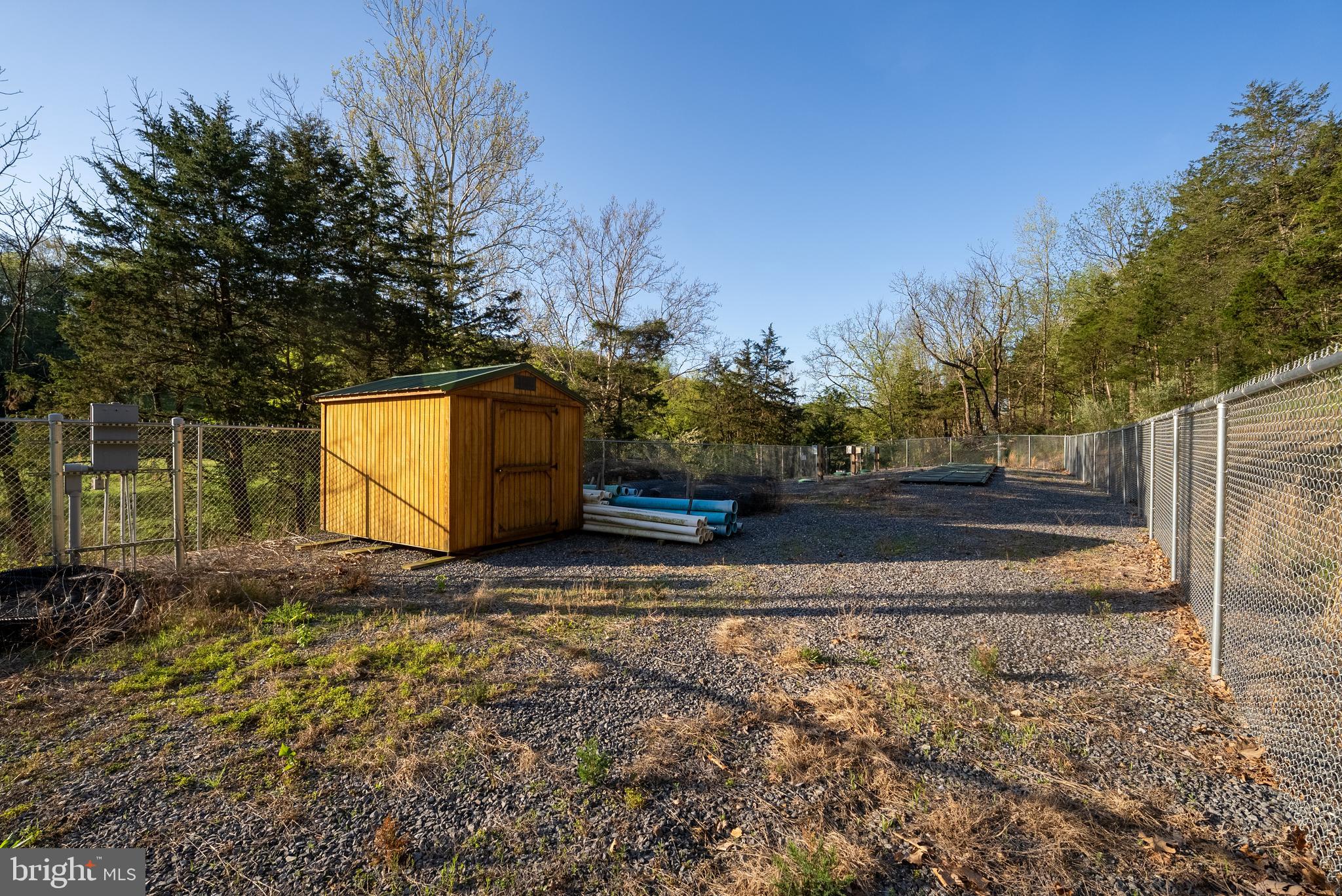 CRYSTAL VALLEY RANCHETTES - Residential