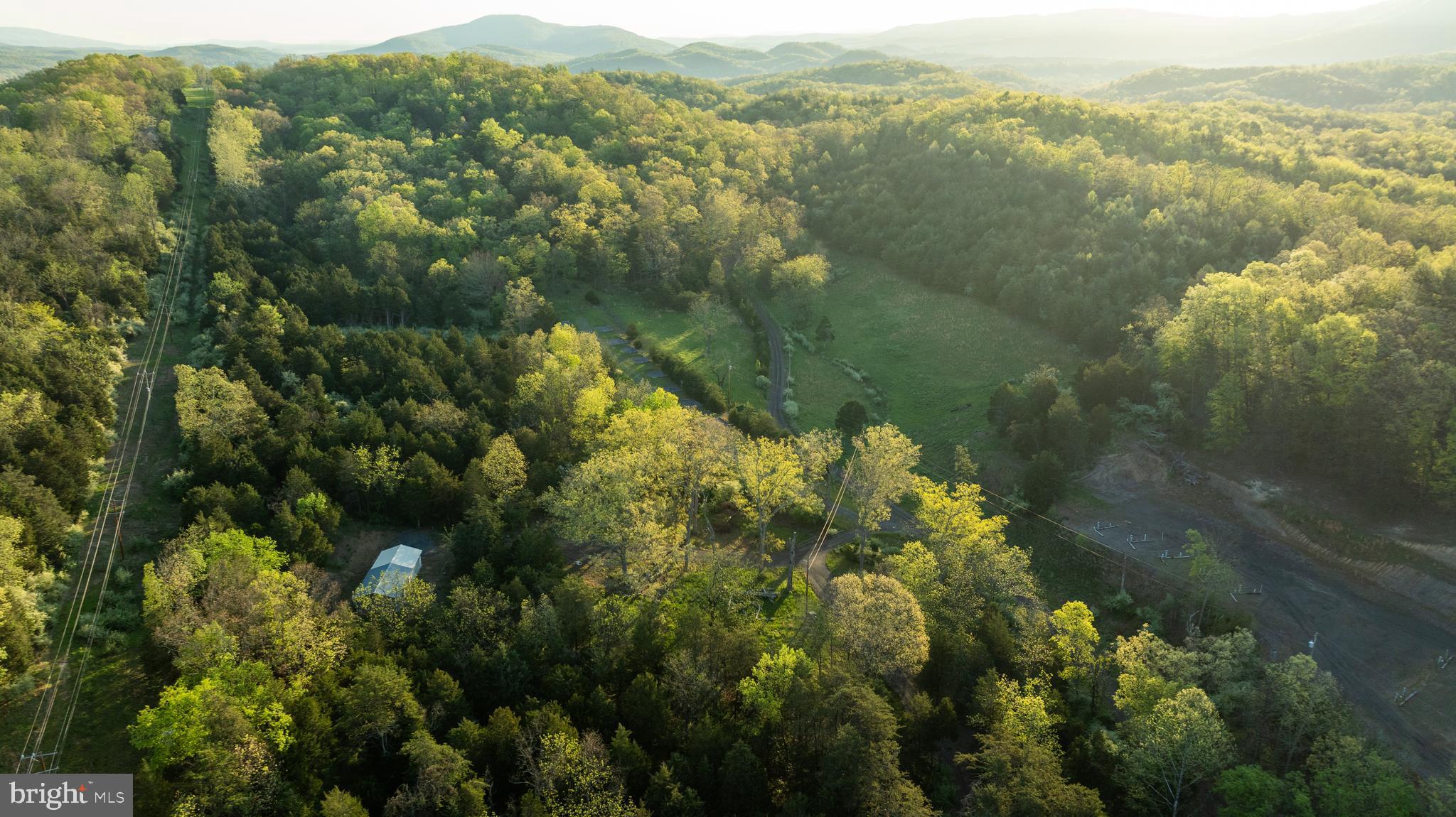 CRYSTAL VALLEY RANCHETTES - Residential