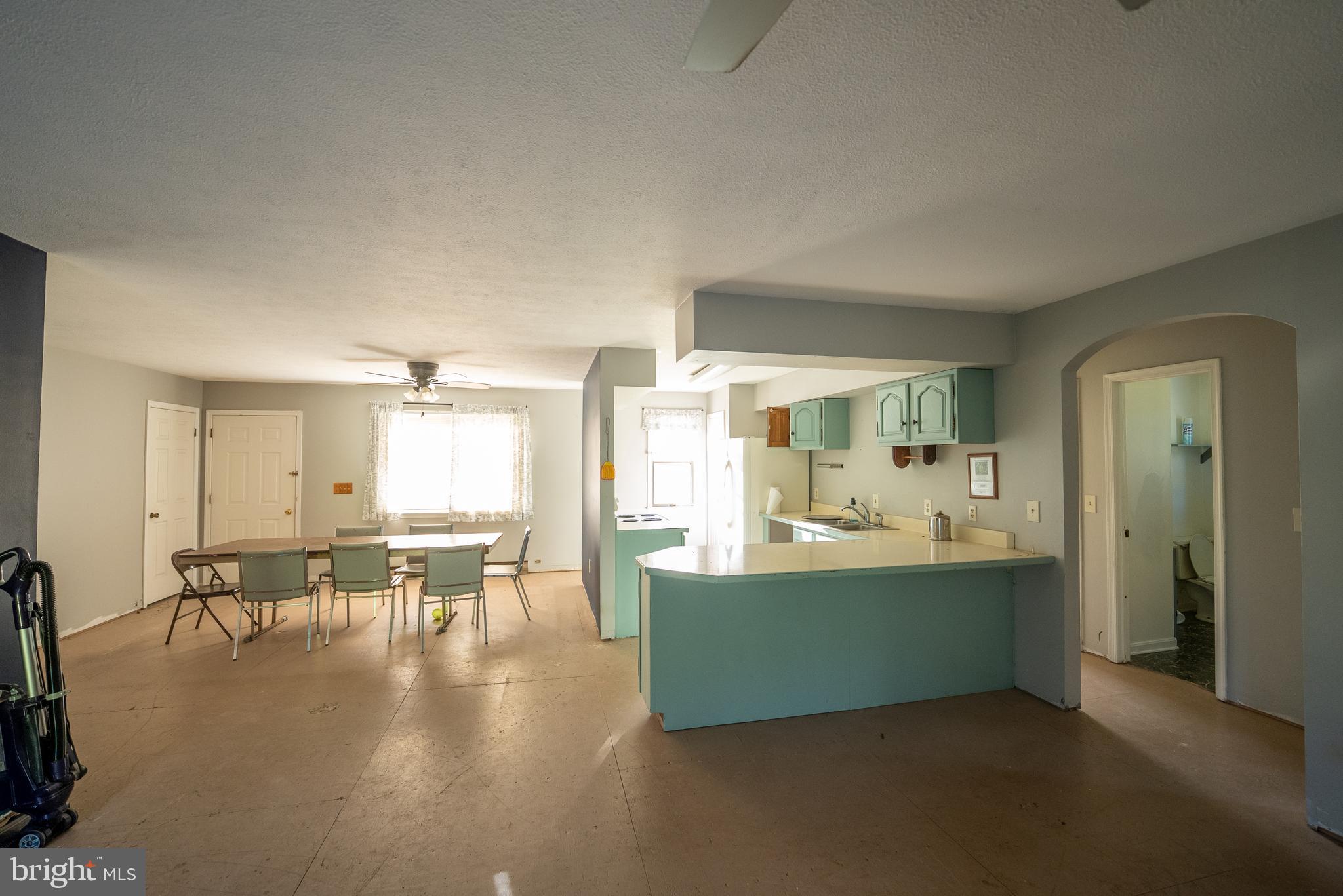 CRYSTAL VALLEY RANCHETTES - Residential