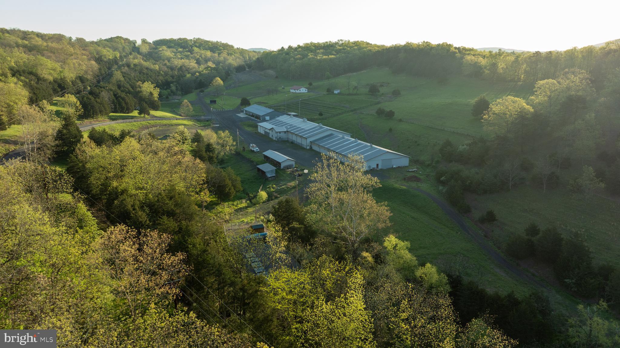 CRYSTAL VALLEY RANCHETTES - Residential