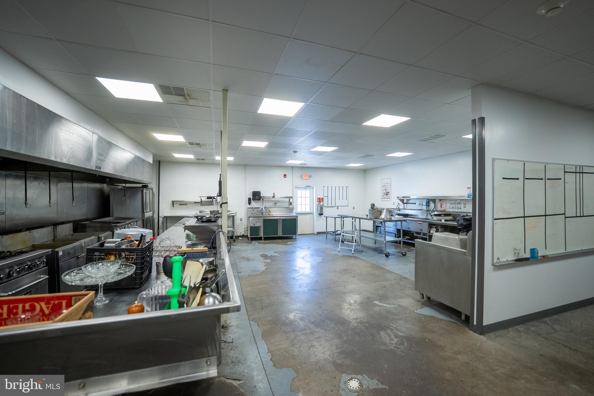 CRYSTAL VALLEY RANCHETTES - Residential