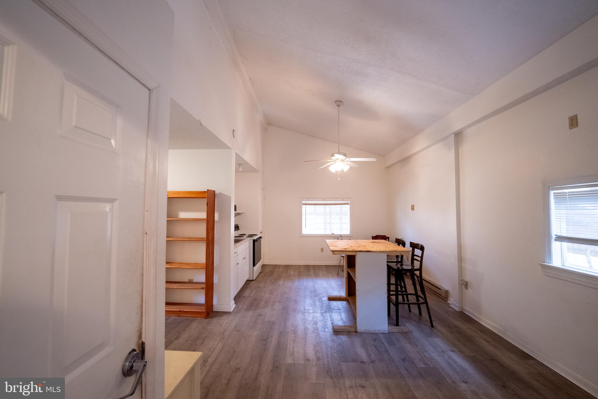 CRYSTAL VALLEY RANCHETTES - Residential