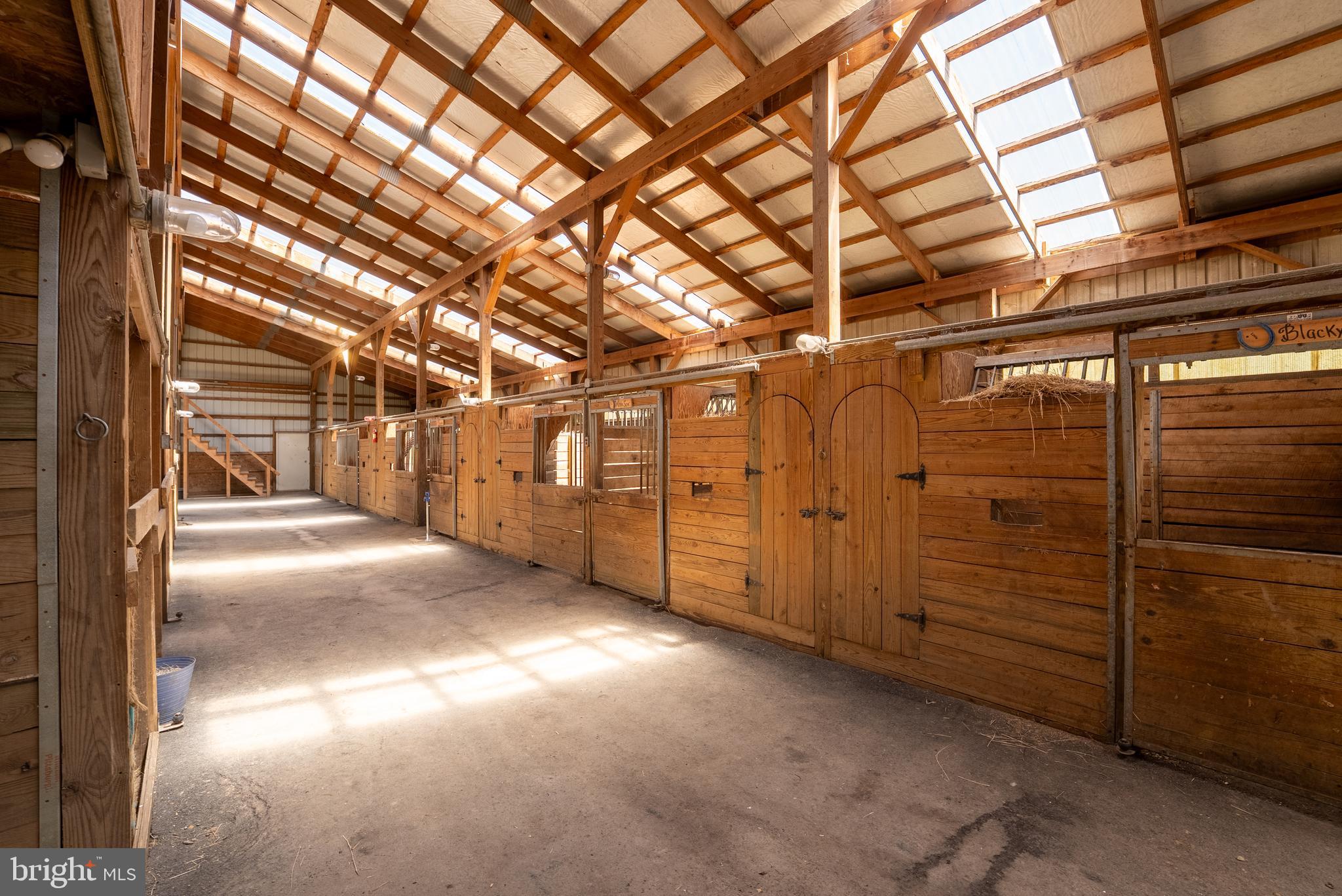 CRYSTAL VALLEY RANCHETTES - Residential