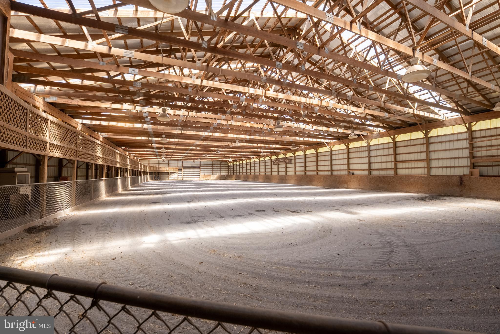 CRYSTAL VALLEY RANCHETTES - Residential