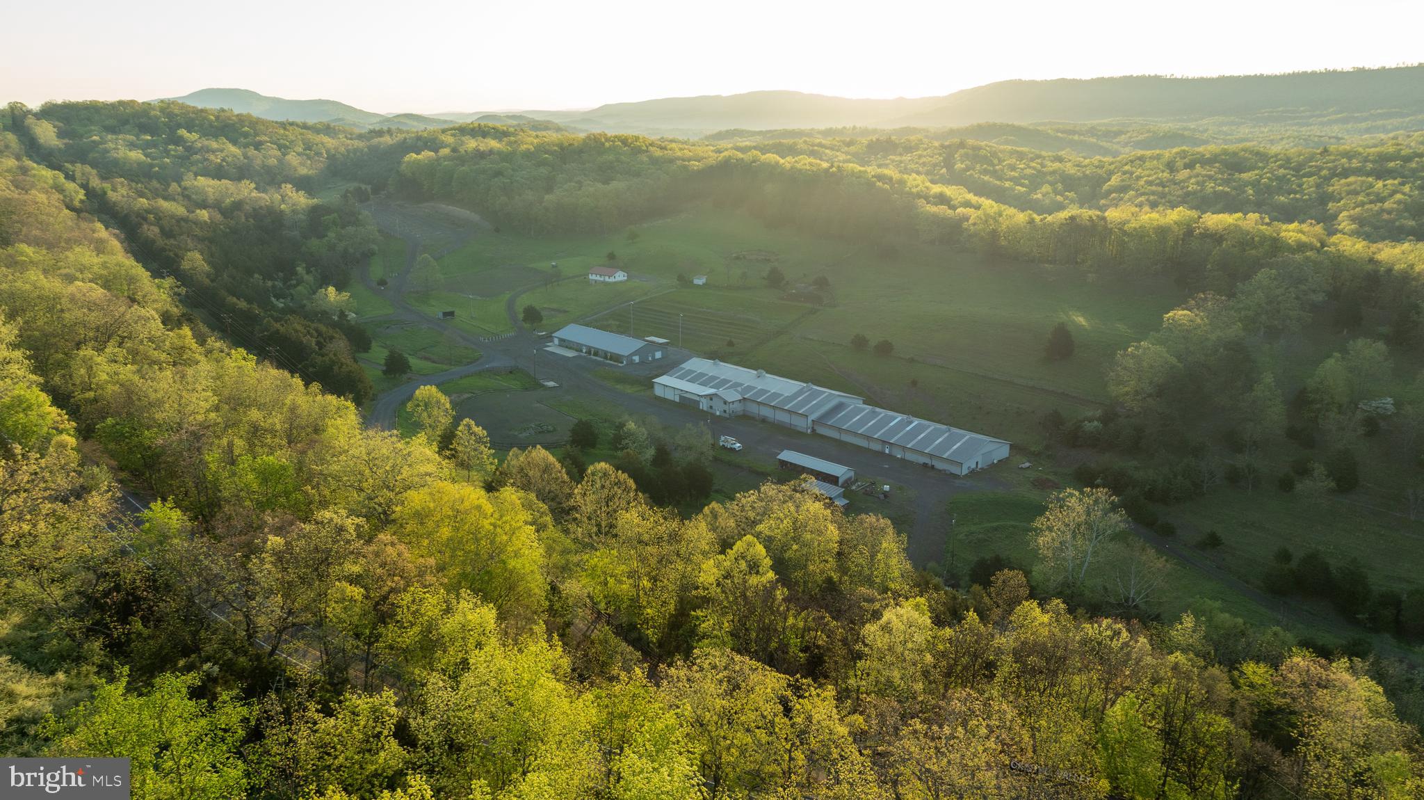 CRYSTAL VALLEY RANCHETTES - Residential