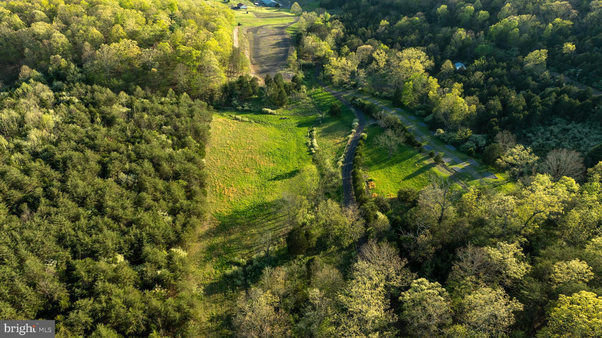 CRYSTAL VALLEY RANCHETTES - Residential