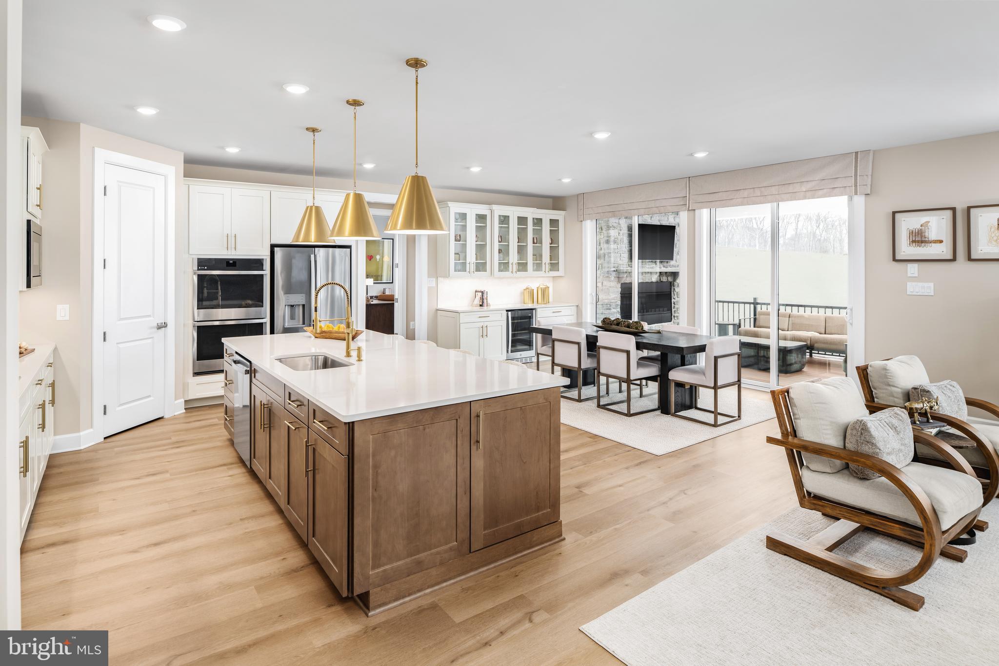 BRINTON LAKE ESTATES - Residential