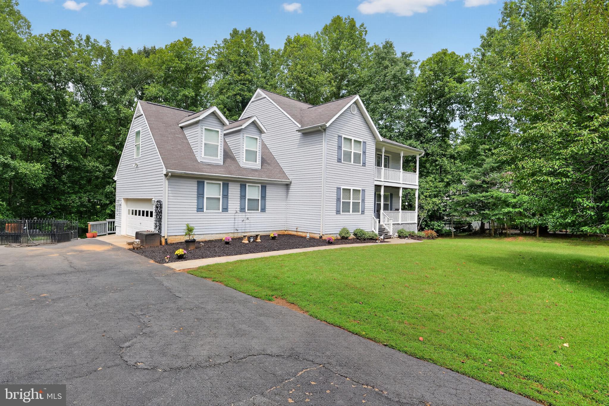11308 AMSTERDAM COURT