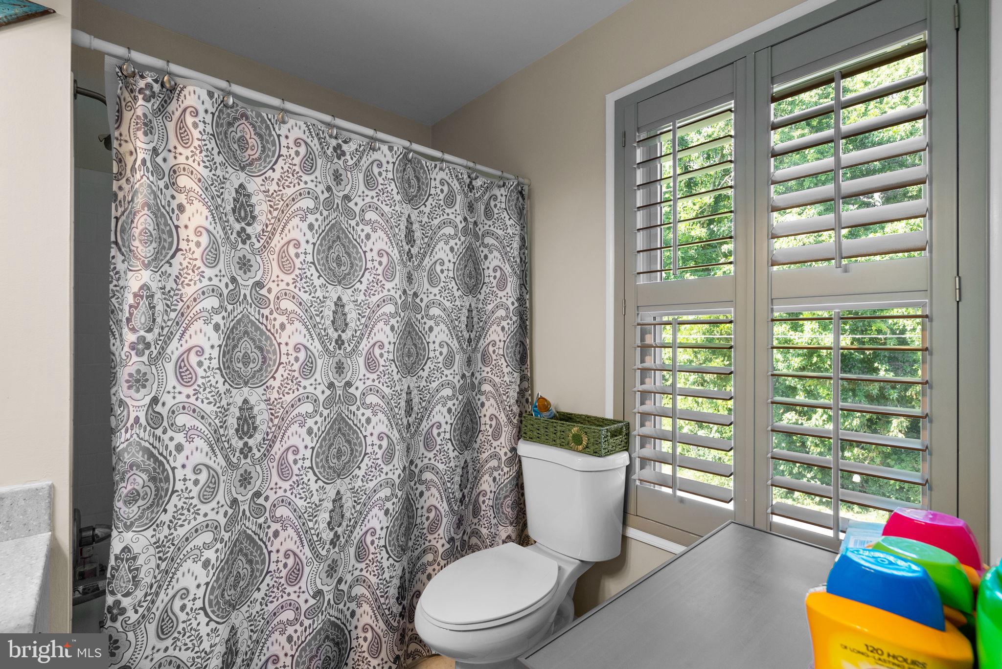 SNUG HARBOR - Residential