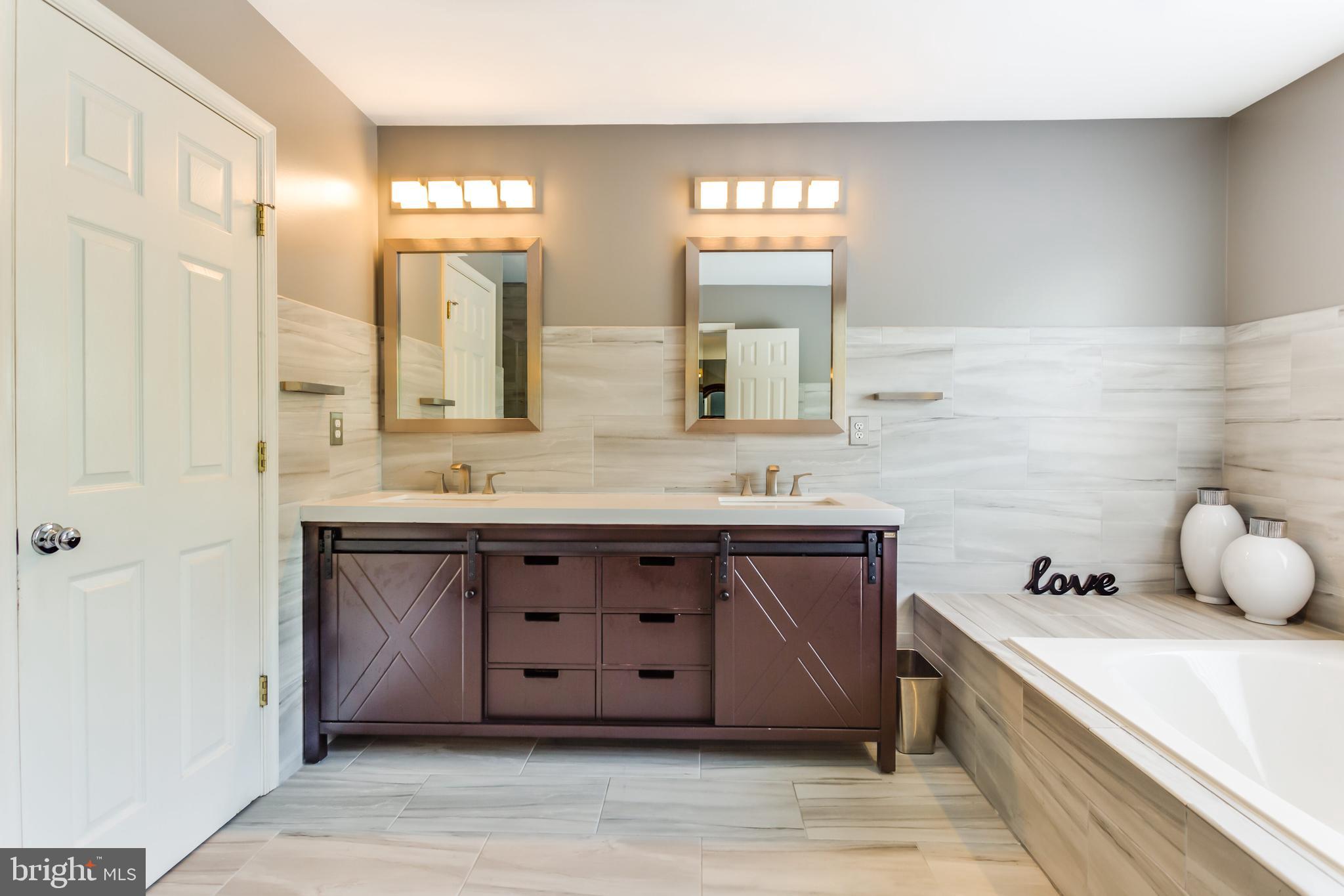 NORTH POINTE SUB - Residential