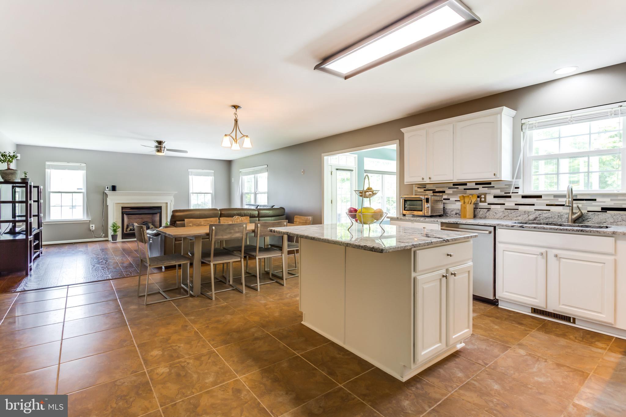 NORTH POINTE SUB - Residential