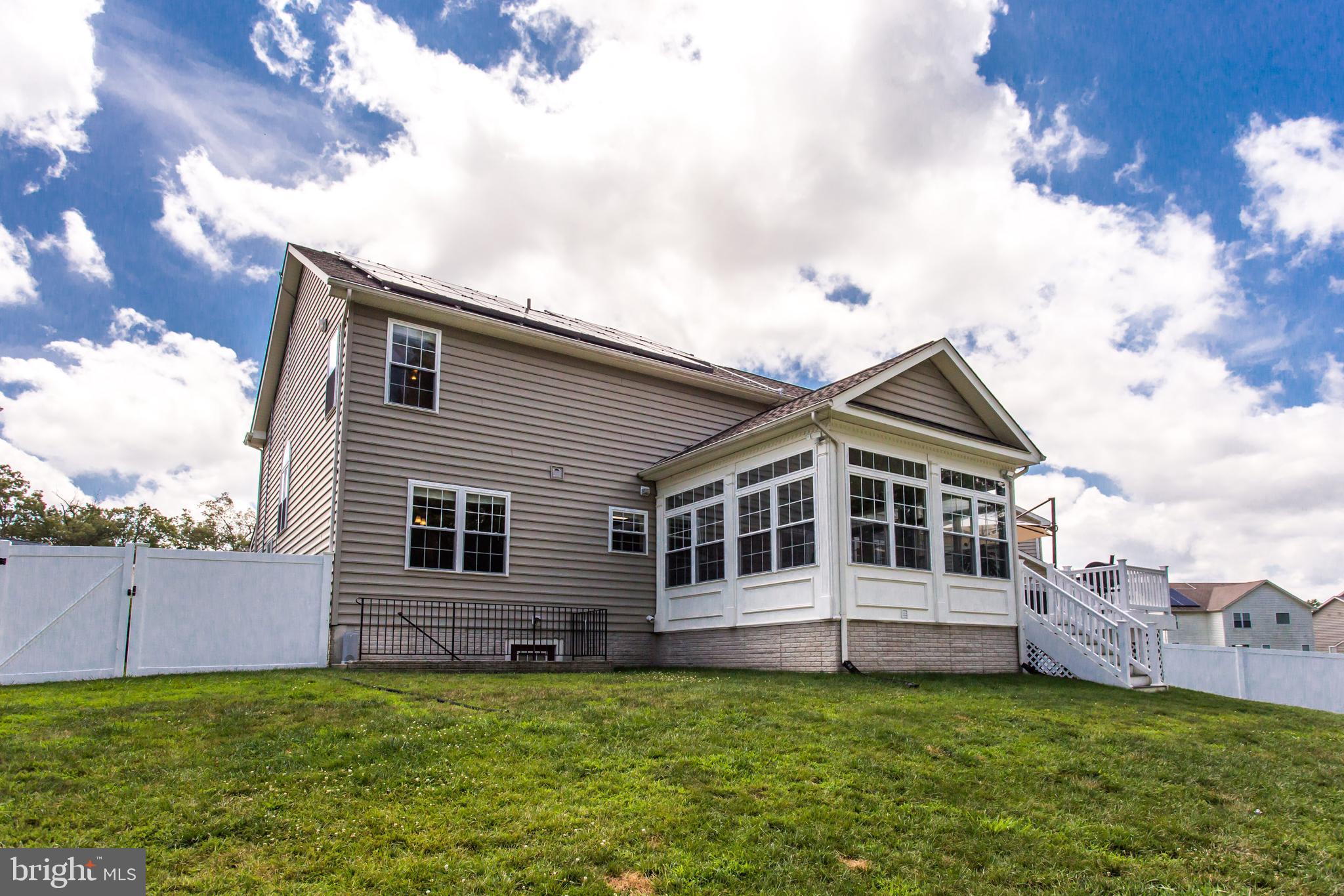 NORTH POINTE SUB - Residential