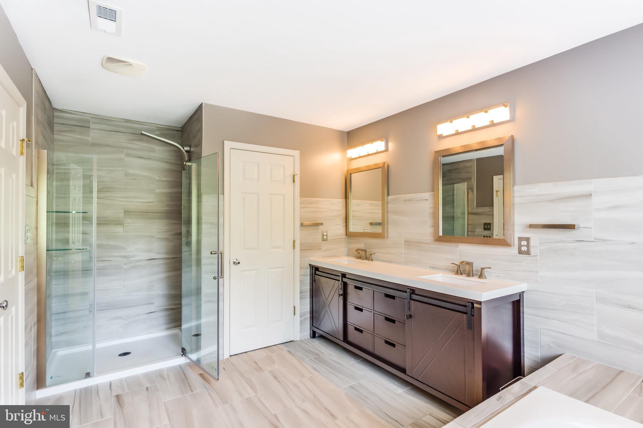 NORTH POINTE SUB - Residential