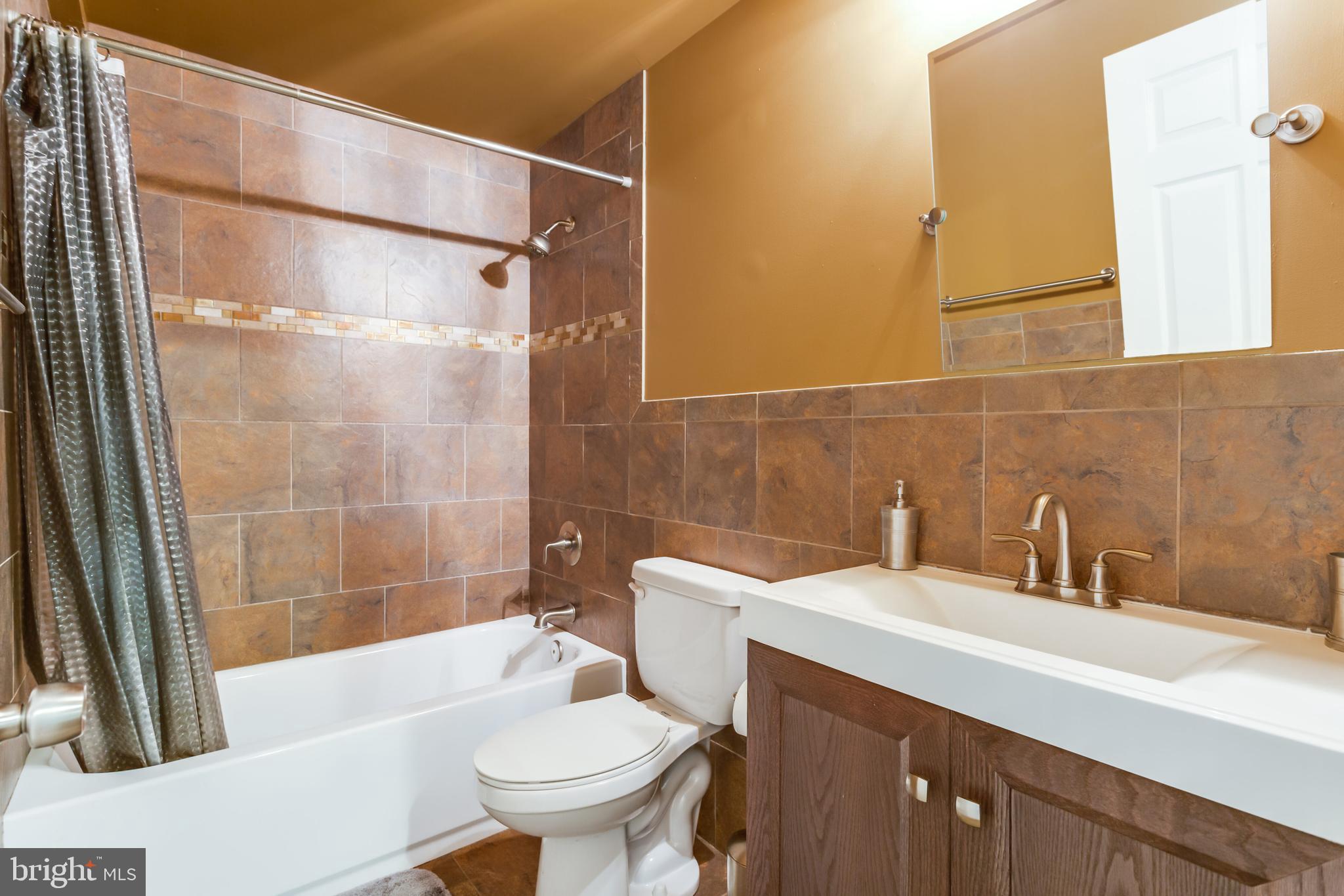 NORTH POINTE SUB - Residential