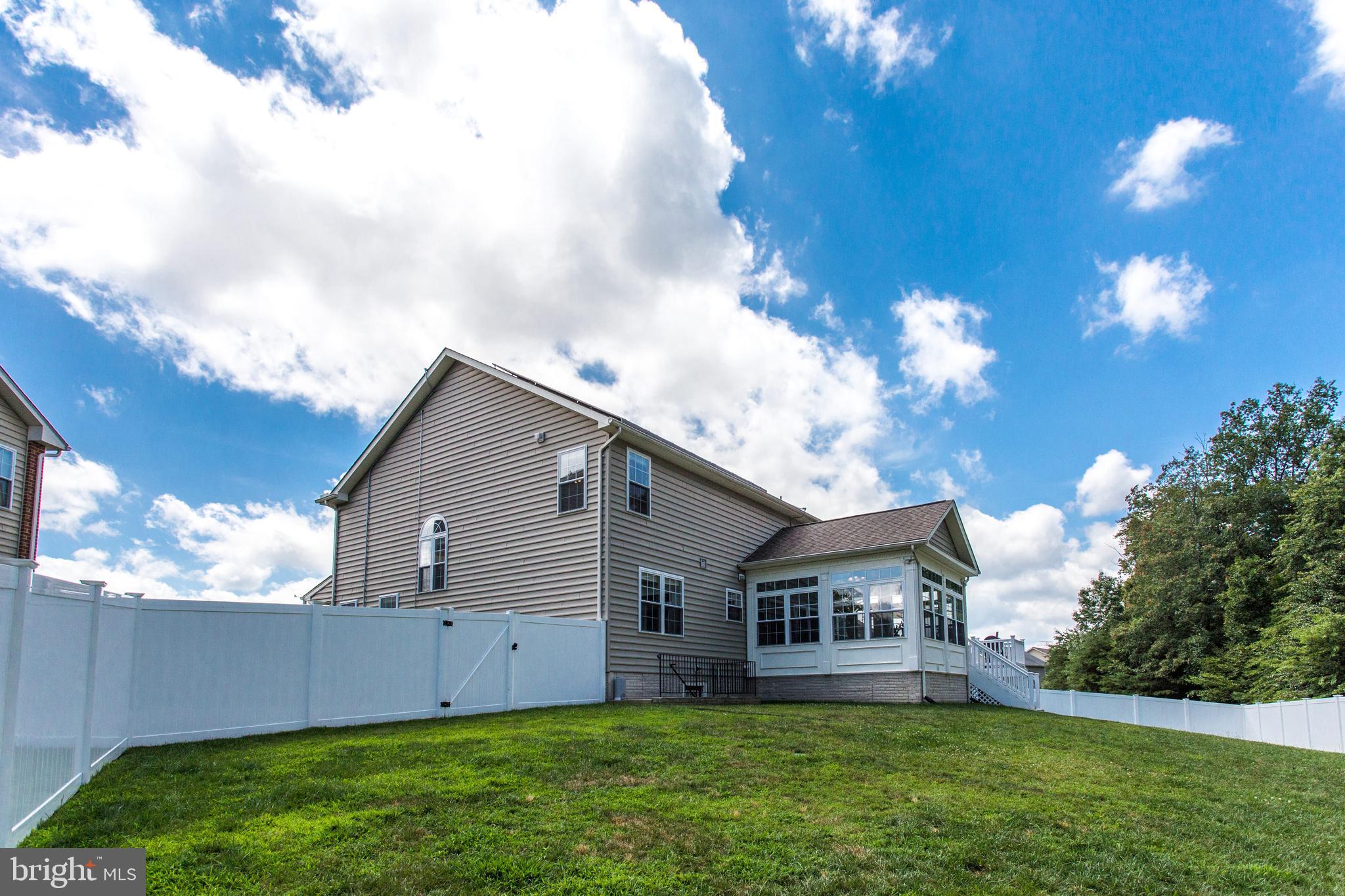 NORTH POINTE SUB - Residential