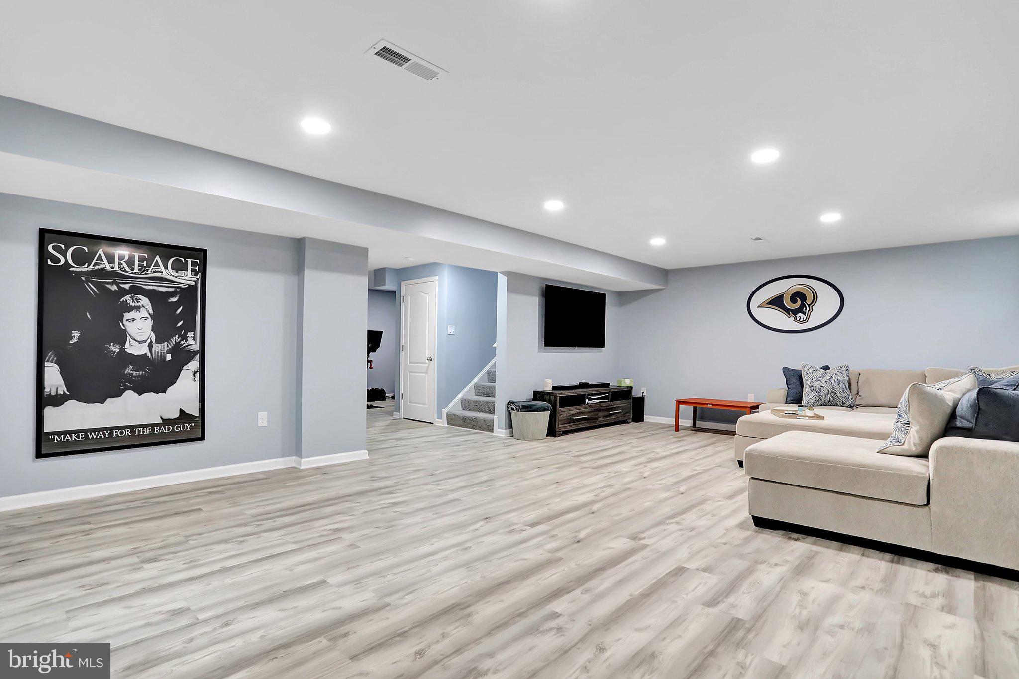 SPRINGDALE FARM - Residential